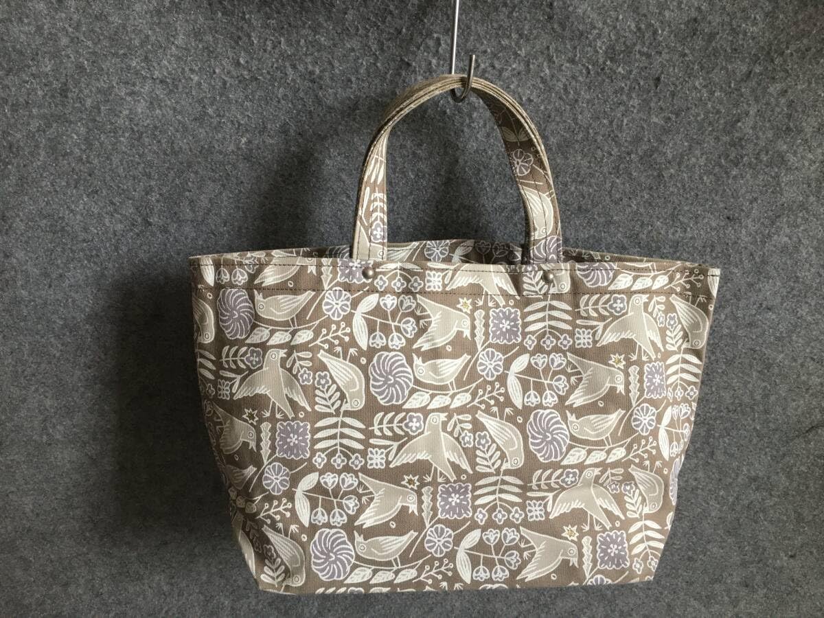 Amazon.co.jp: 信三郎帆布×鹿児島睦 トートバッグ 花 メジロ 鳥 信三郎 