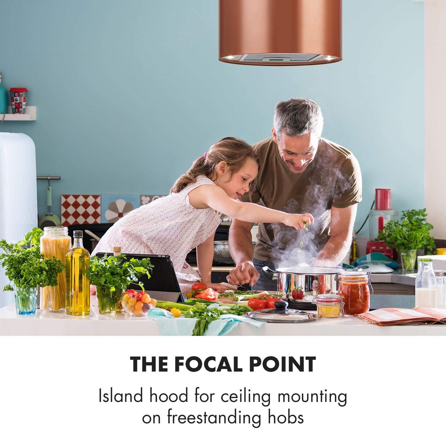 Vista lateral de la campana extractora instalada en cocina moderna