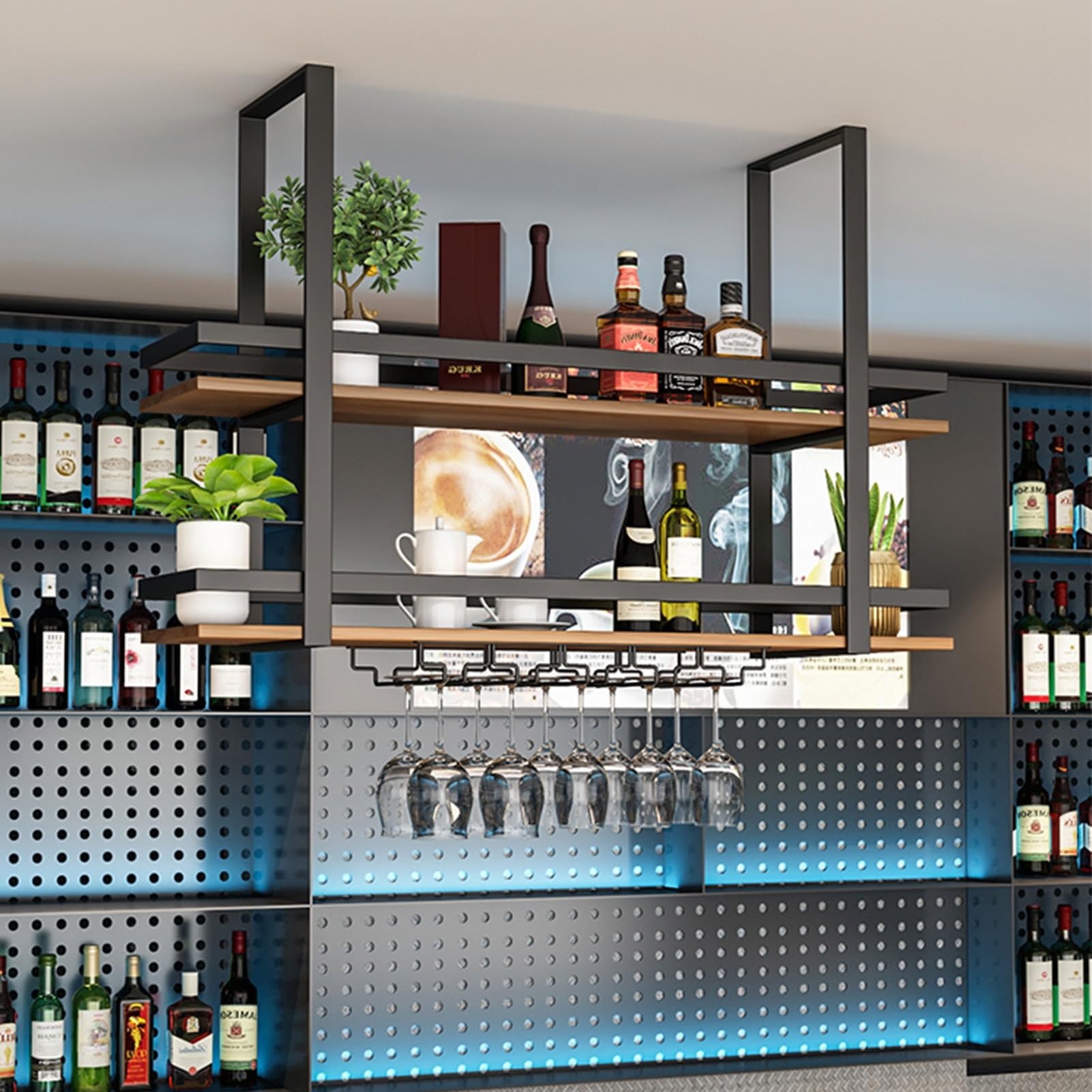 Design compact pour cette étagère murale porte-bouteille double niveau