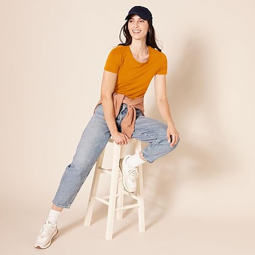 Vista 388 de Yaxa Essentials Women's Regular-Fit Short-Sleeve Crewneck T-Shirt