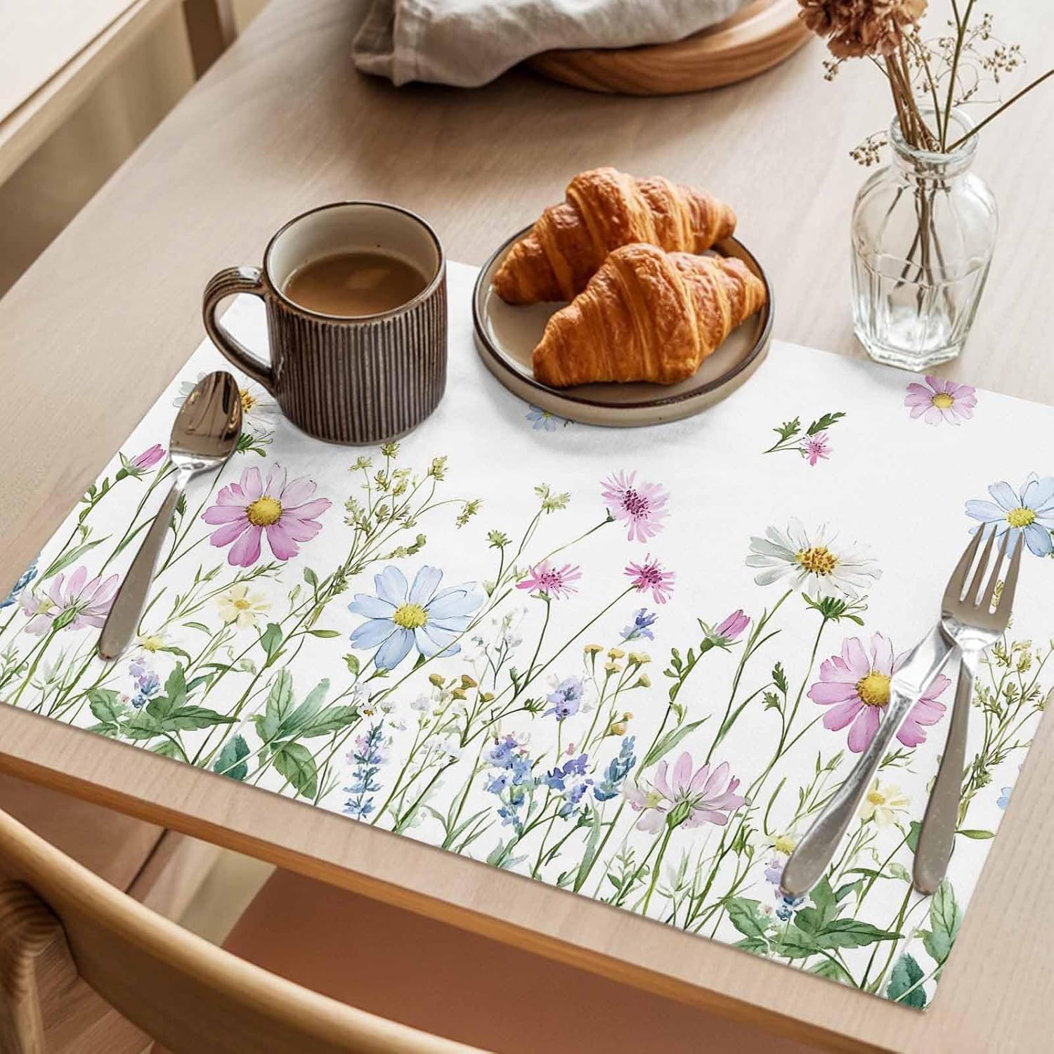 Spring Flower Floral Placemats Set of 6,Non Slip Washable Table Mats Set, Colorful Spring Table Placemats for Kitchen Dining Table,Wedding Holiday Party Decoration