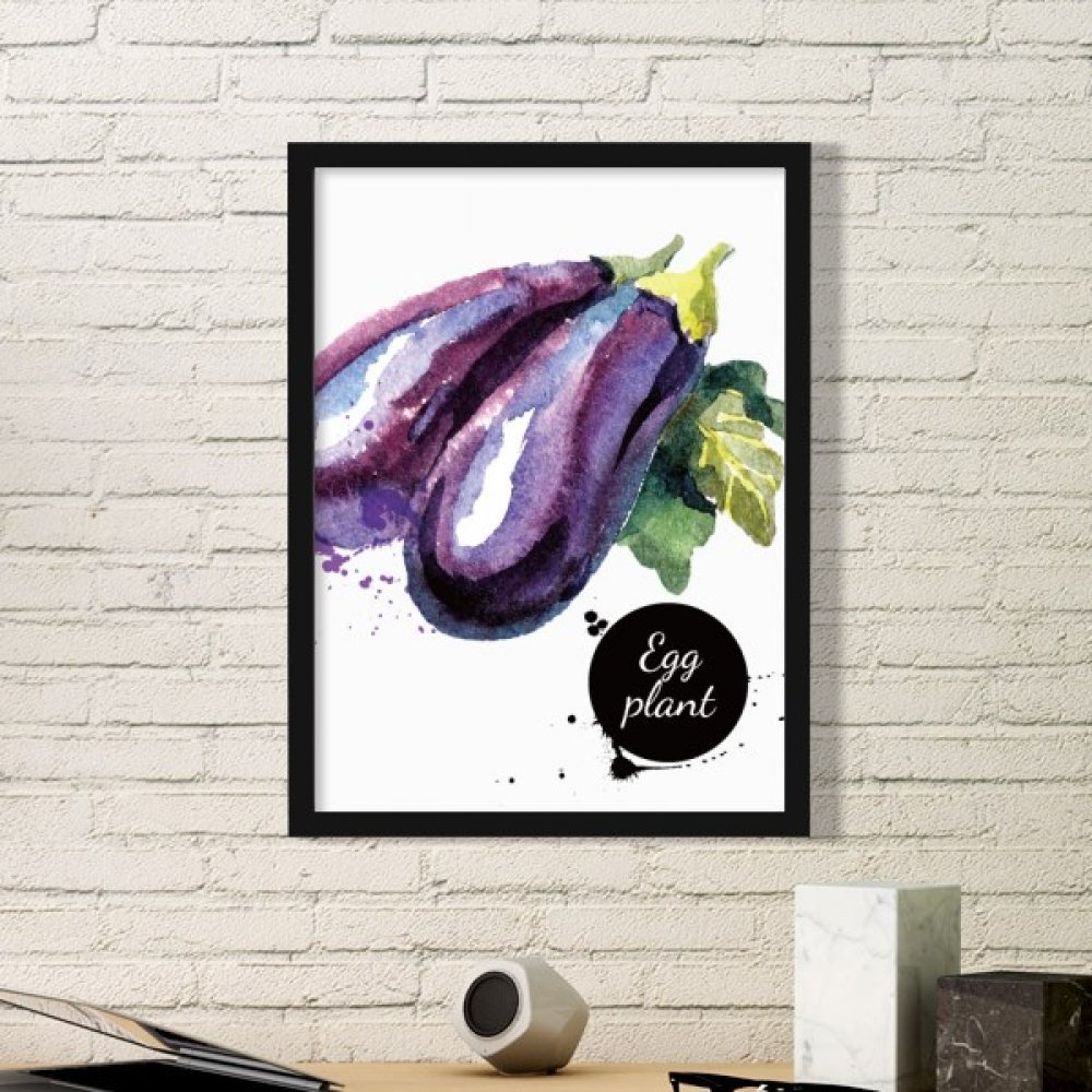 Estampes aubergine avec cadre noir d'art pour une décoration soignée