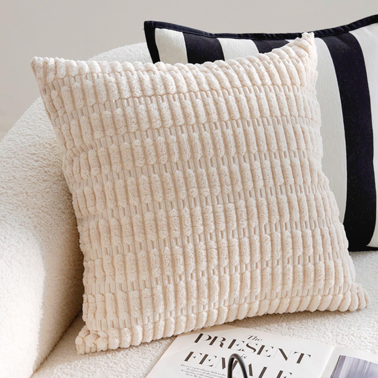 Housse de coussin jacquard bohème 45x45 cm en tissage premium pour un salon élégant