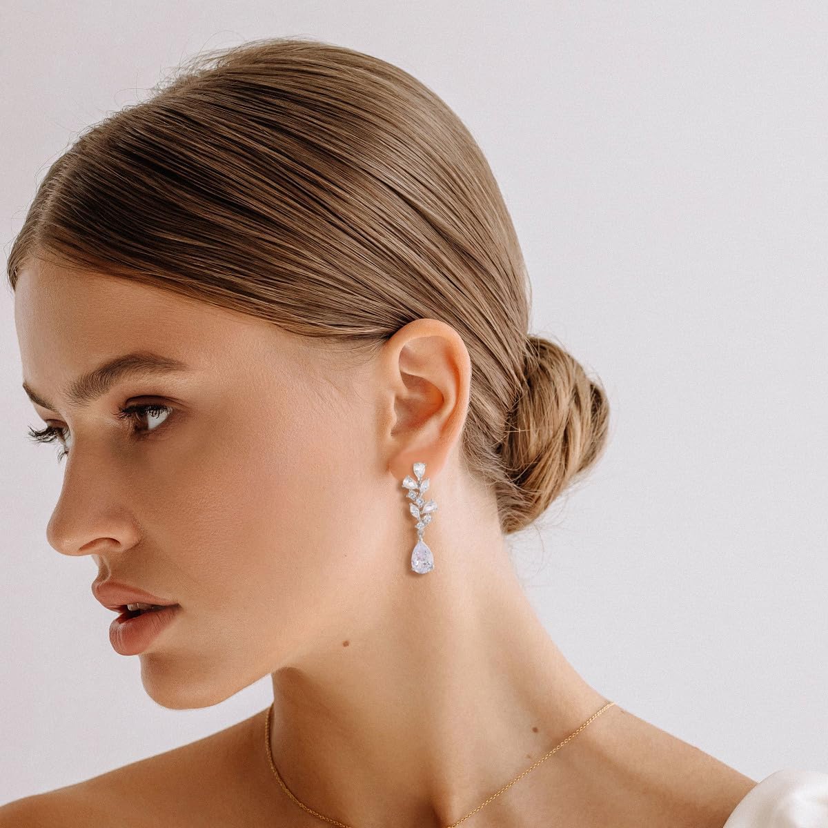 Teardrop Wedding Bridal Dangle Earrings for Brides Birdesmaid,Crystal Cubic Zirconia Chandelier Dangling Earring Gold/Silver Plated Diamond Drop Earrings for Prom Pageant - Image 4