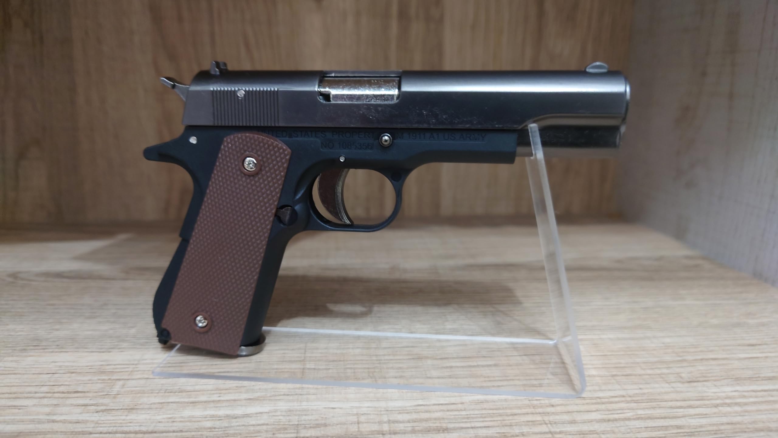 Amazon.co.jp: 1/2スケール ミニチュアモデルガン M1911