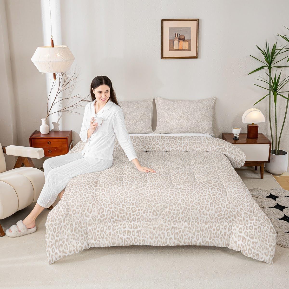 jejeloiu Leopard Print Bedding Set Soft for Boys Girls, Cheetah Print Comforter Set Queen Size Beige Duvet Quilt Microfiber Modern Art Bedroom Decor 3 Pcs with 2 Pillow Cases