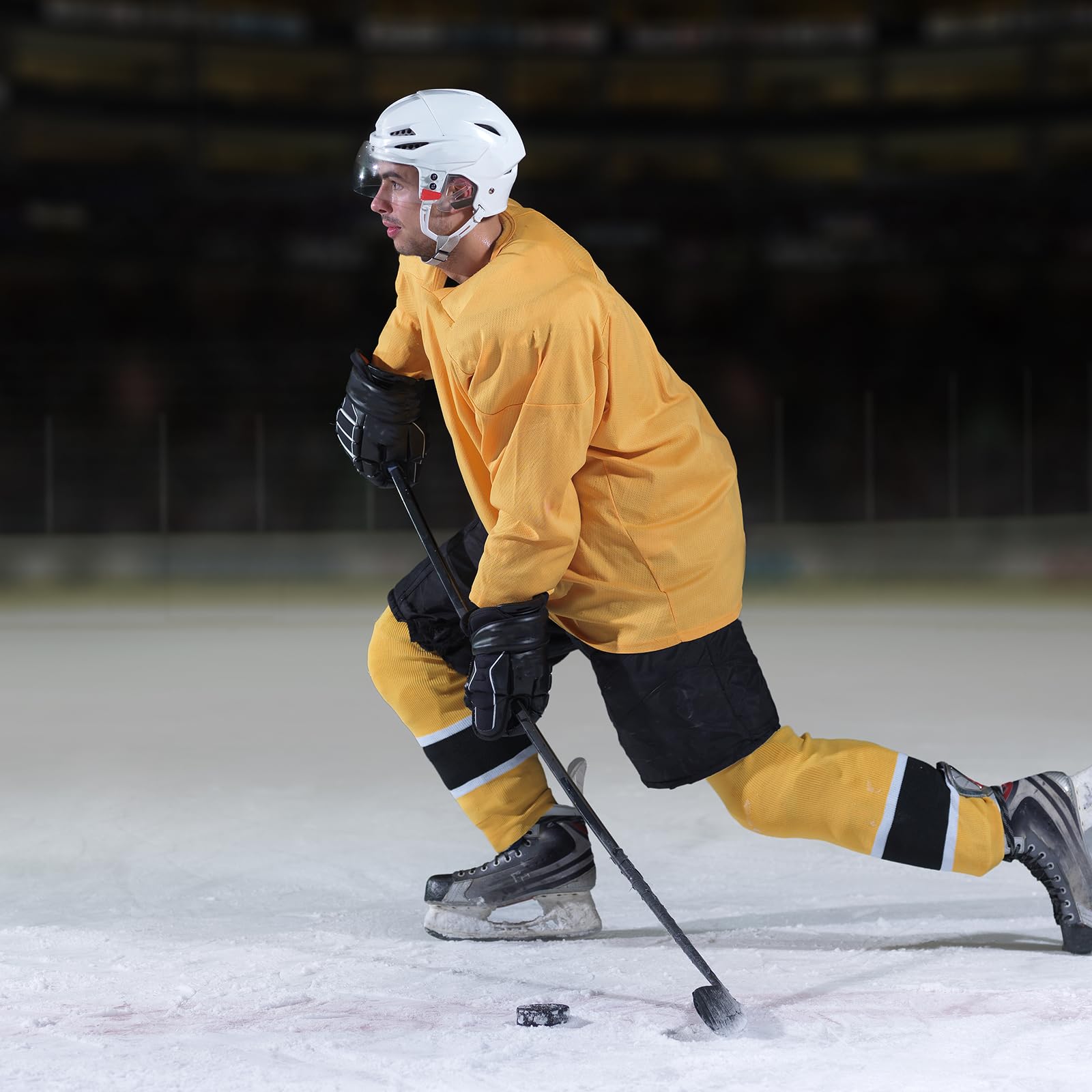 Lot de 16 palets de hockey sur glace – 7,6 x 7,6 x 2,5 cm pour hockey sur étang ou sur la patinoire, équipement de hockey pour pratique et entraînement classique, hockey en mousse pour
