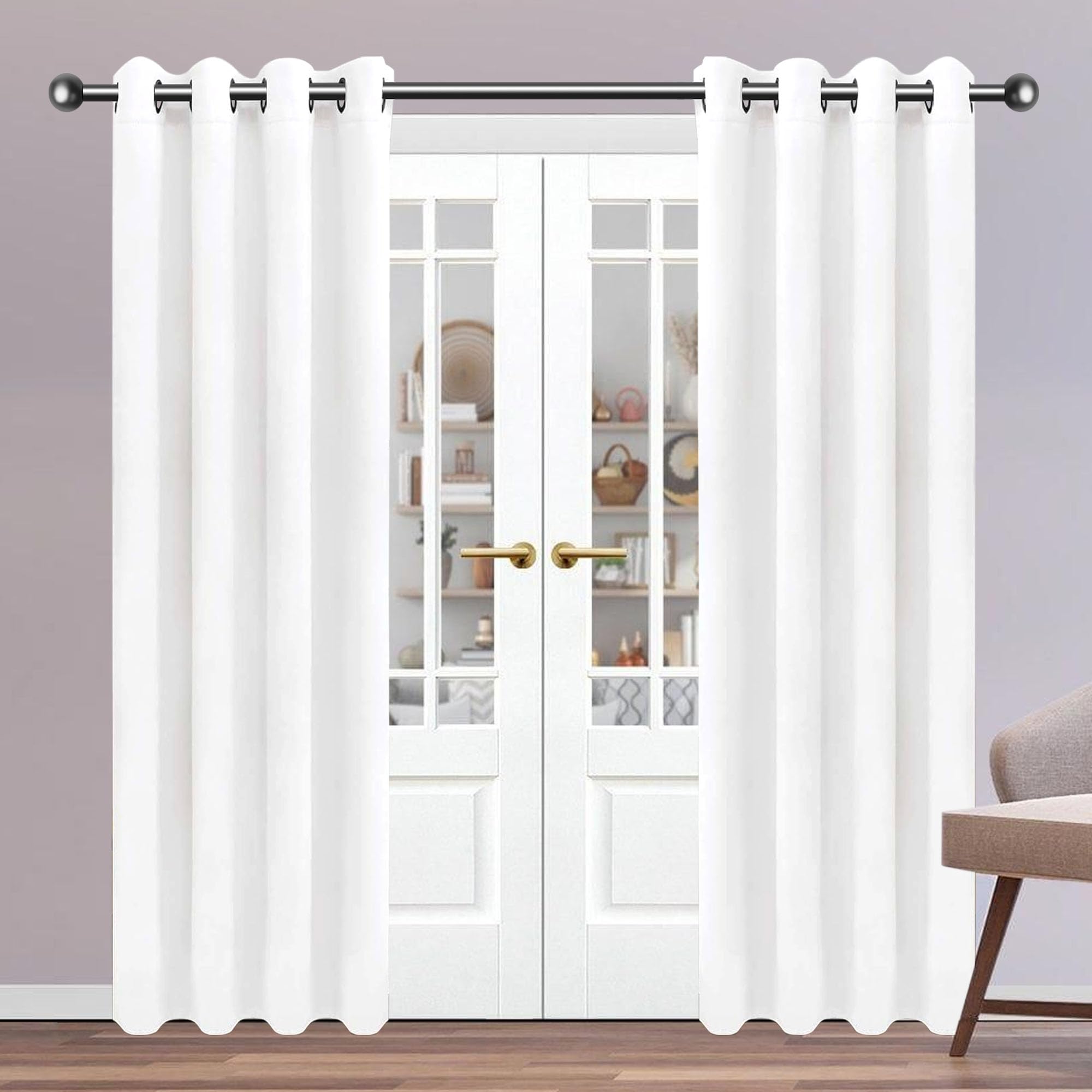 Rideaux occultants thermiques pour salon blanc lumineux et chaleureux