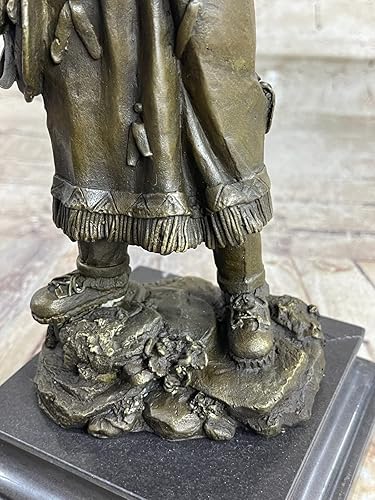Miniatura 8 de EUROPEAN BRONZE Figura de escultura de bronce de niña india nativa americana firmada, estatua decorativa para regalo