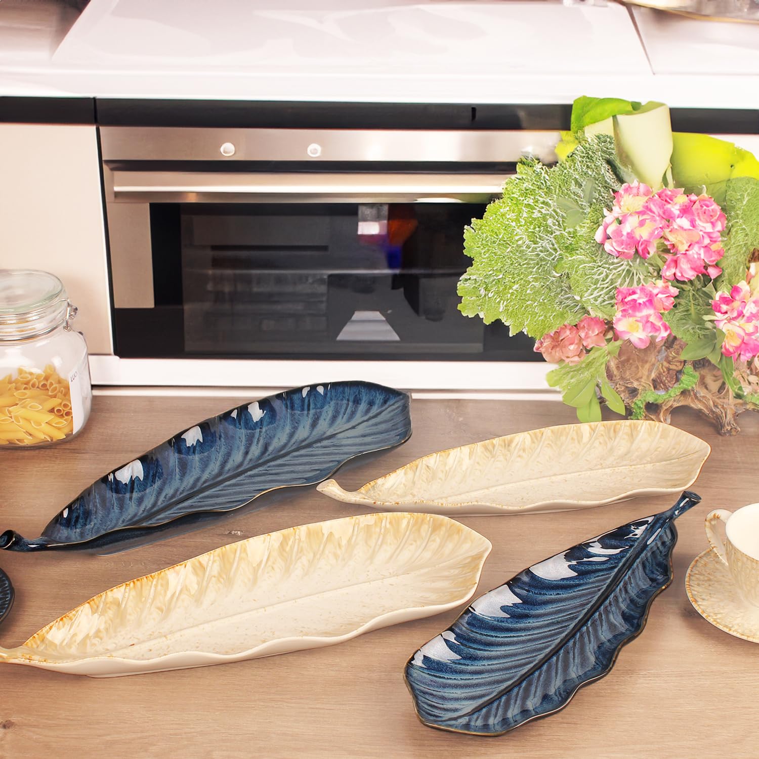 Lot de 2 grands plateaux de service pour le divertissement, plateaux et plateaux en porcelaine, passent au lave-vaisselle et au micro-ondes, bleu roi, 43,2 cm