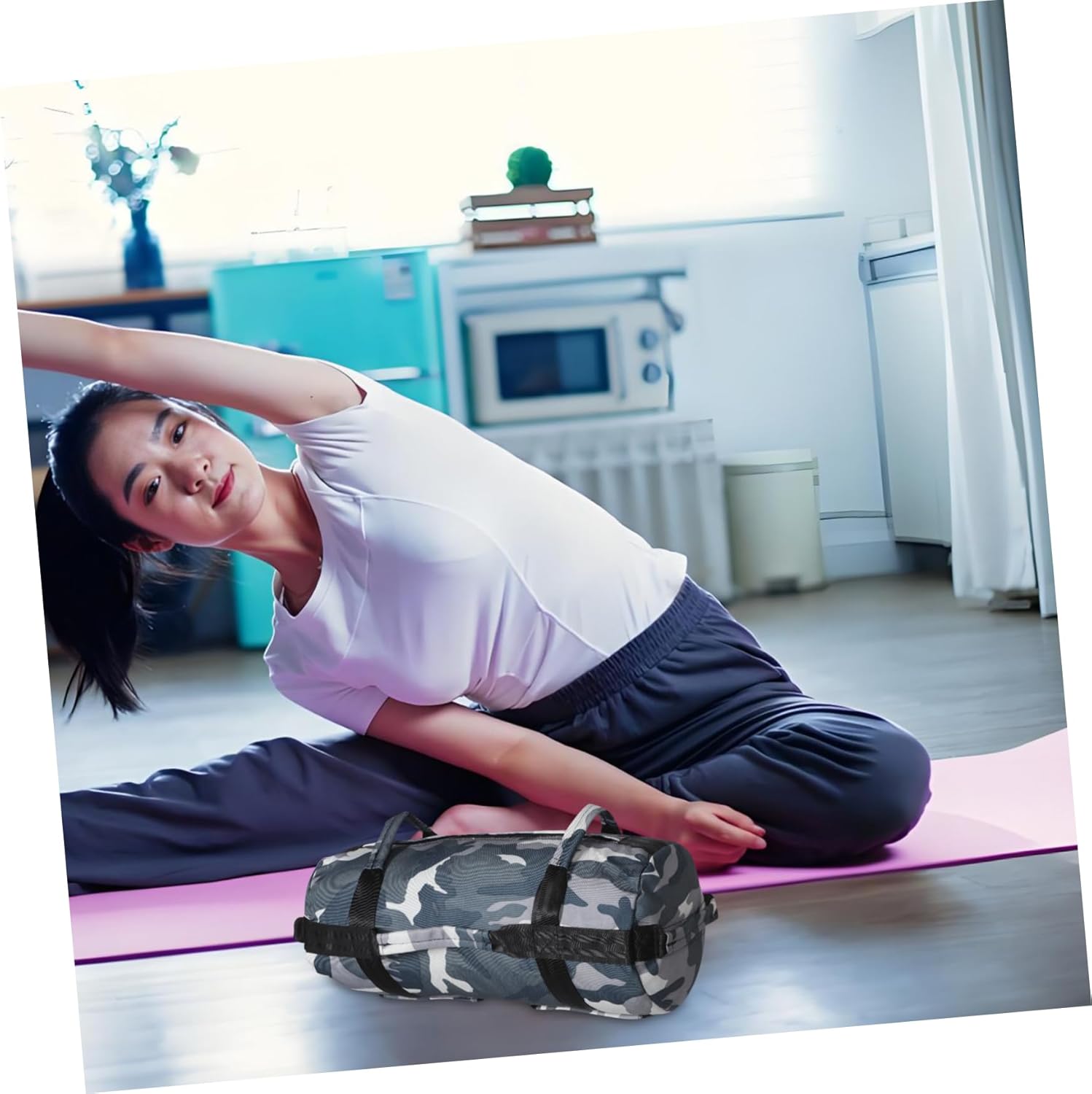 Yardwe Camouflage Fitness Sandbag Weighted Training Bag for Outdoor Workouts Sturdy Heavy Duty Exercise Equipment for Strength Building and Endurance Training