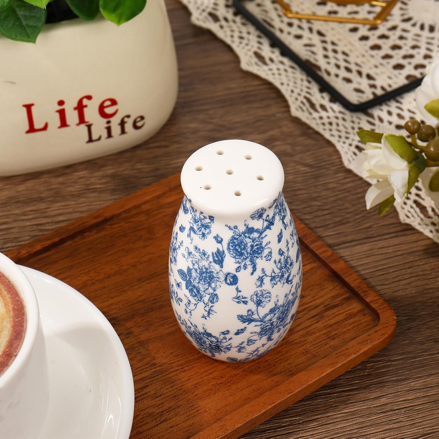 FYSUIMU 2Pcs Blue Floral Salt and Pepper Shaker Ceramic Spice Dispenser