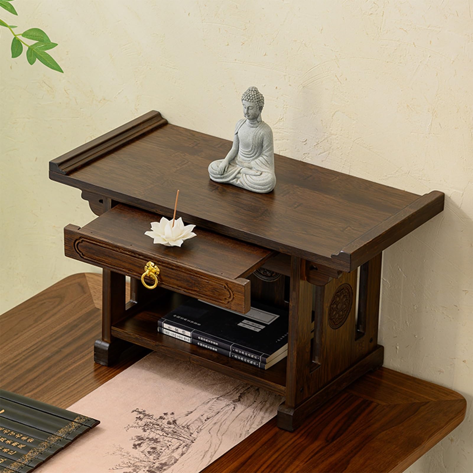 Mesa de altar de meditación para crear un santuario personal en tu salón