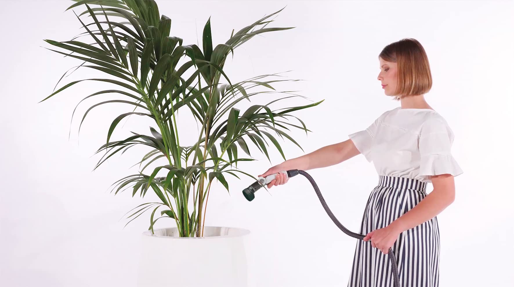 G.F. SRL, Aquapop Grey Edition limitée comprend 25 mètres de Tuyau Auto-extensible PRODUIT EN ITALIE, sac de rangement, Lance 8 jets et Raccords, pour l’Arrosage de Jardins et Balcons, Gris foncé
