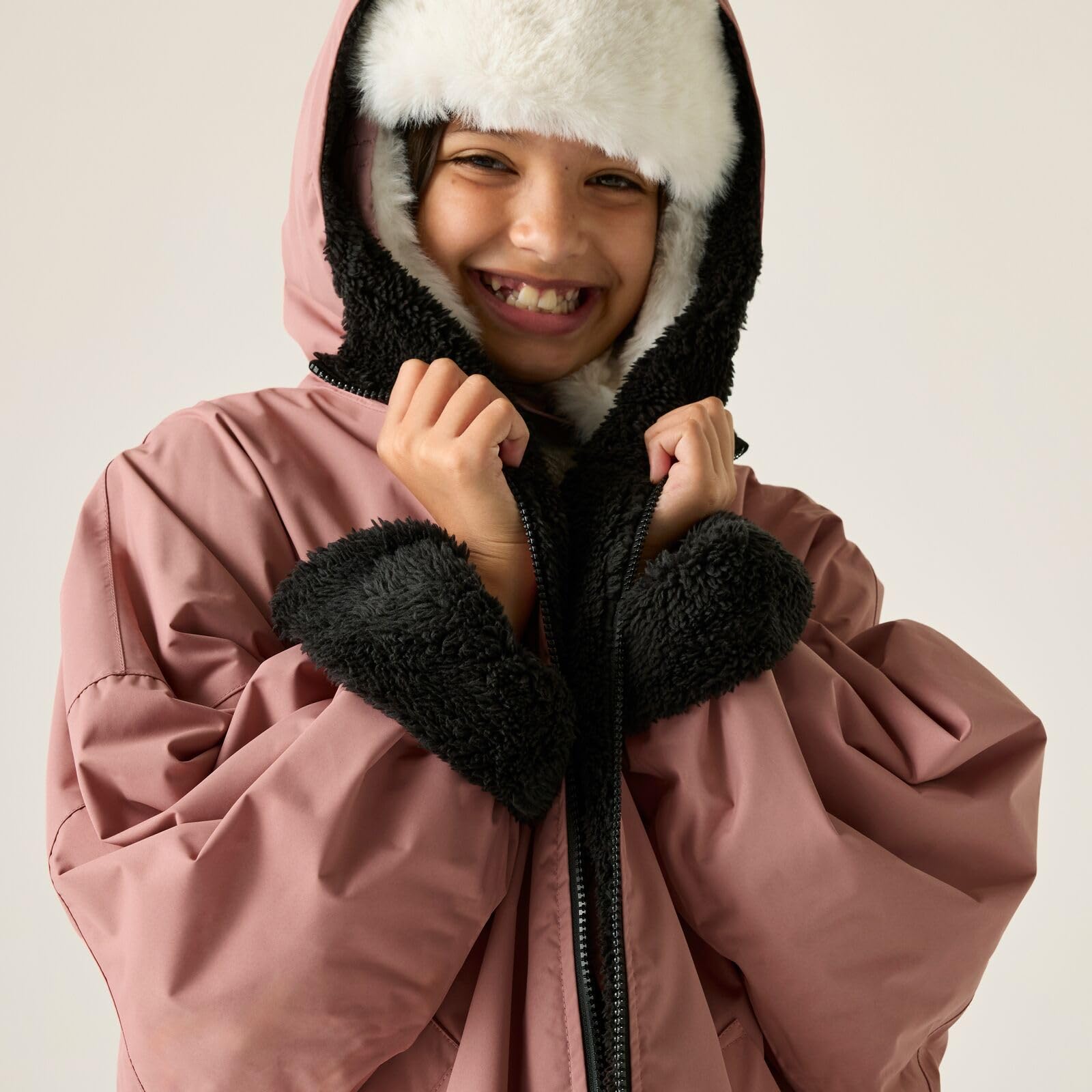 Regatta Kids Oversized Waterproof Changing Robe - 5