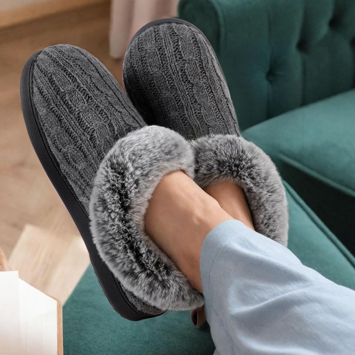 HomeTop Women's Cable Knit Slippers Warm Comfy Indoor Outdoor House Shoes