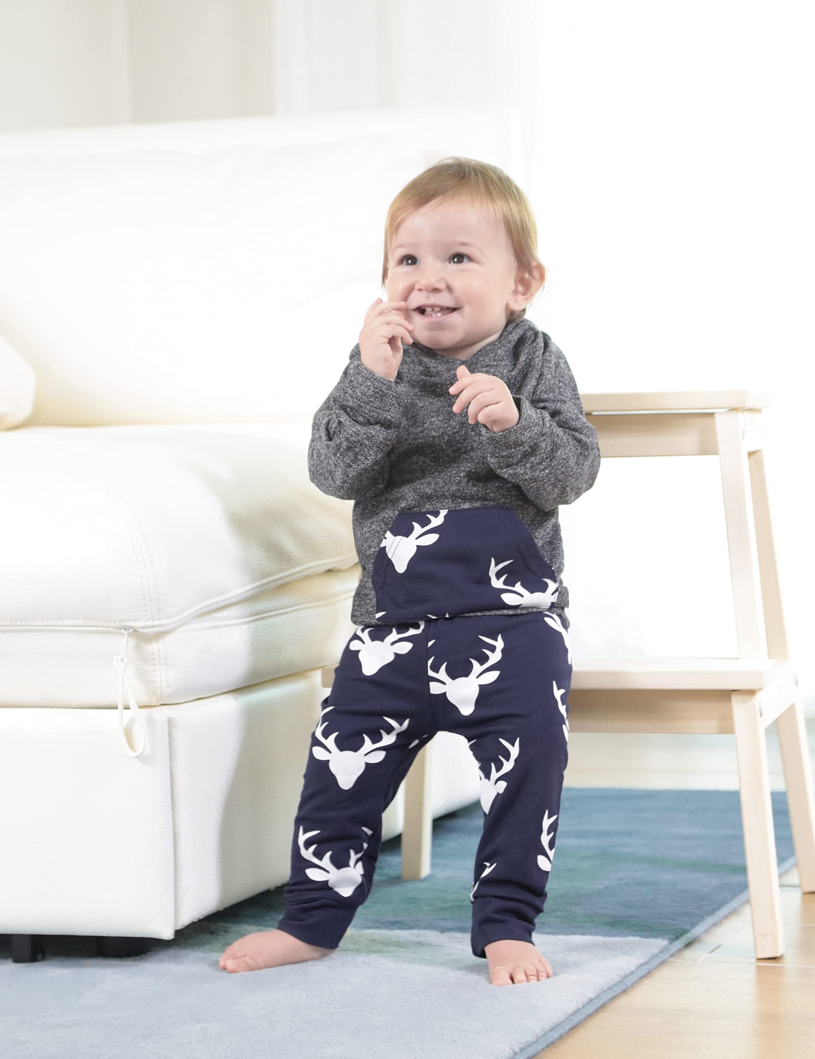 Set completo con felpa con cappuccio e pantaloni a maniche lunghe con cervo, per neonati e bambini