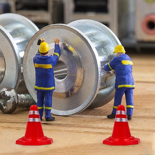 Miniatura 6 de TOYANDONA 10 mini conos de tráfico, 1.1 pulgada de plástico para jugar, señales de tráfico, conos de seguridad, mini señales de tráfico, juguete