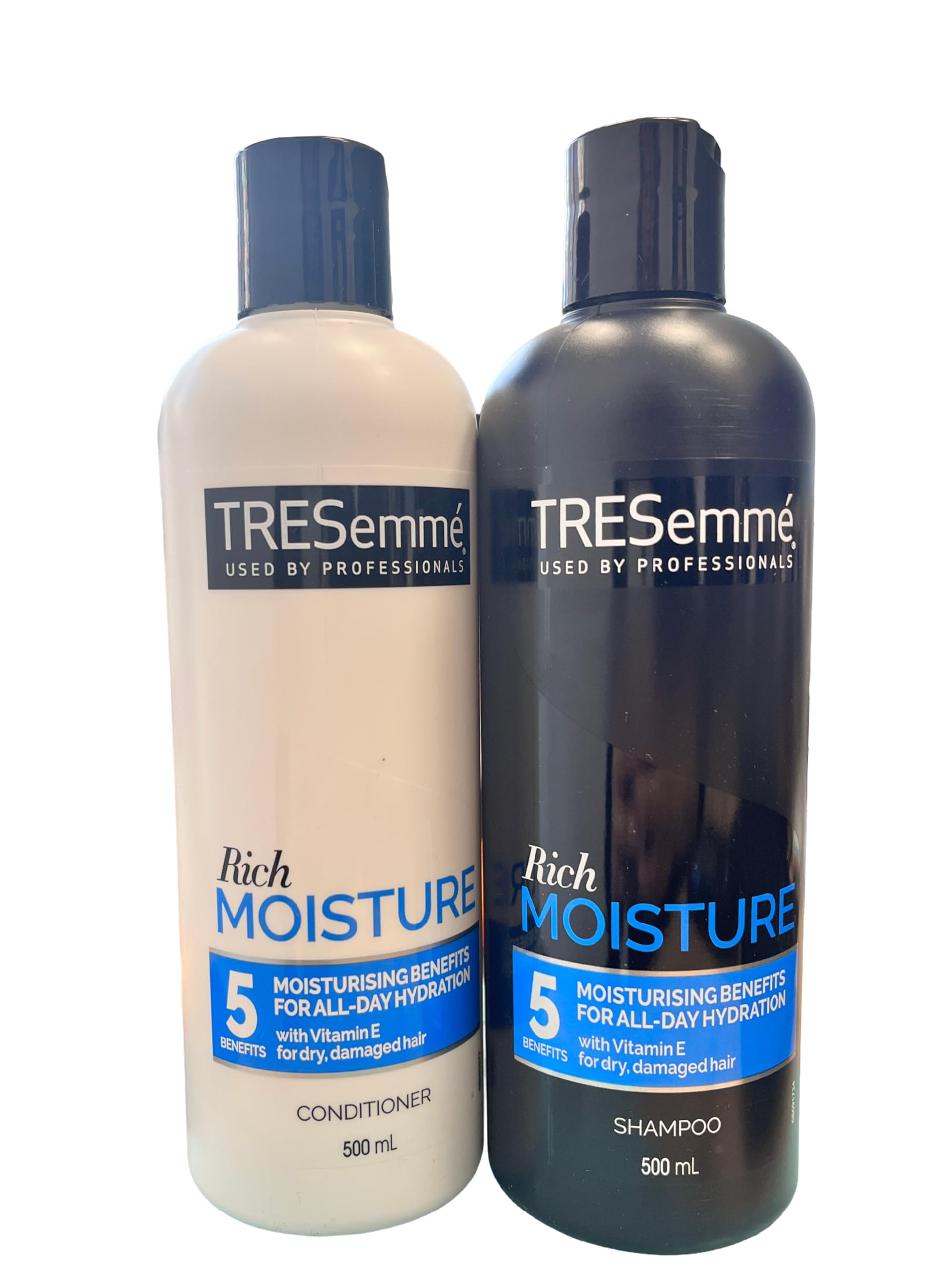 TRESemmé Rich Moisture Conditioner - Für Trockenes, Geschädigtes Haar, 6x680ml - Mit Vitamin E & Ceramid