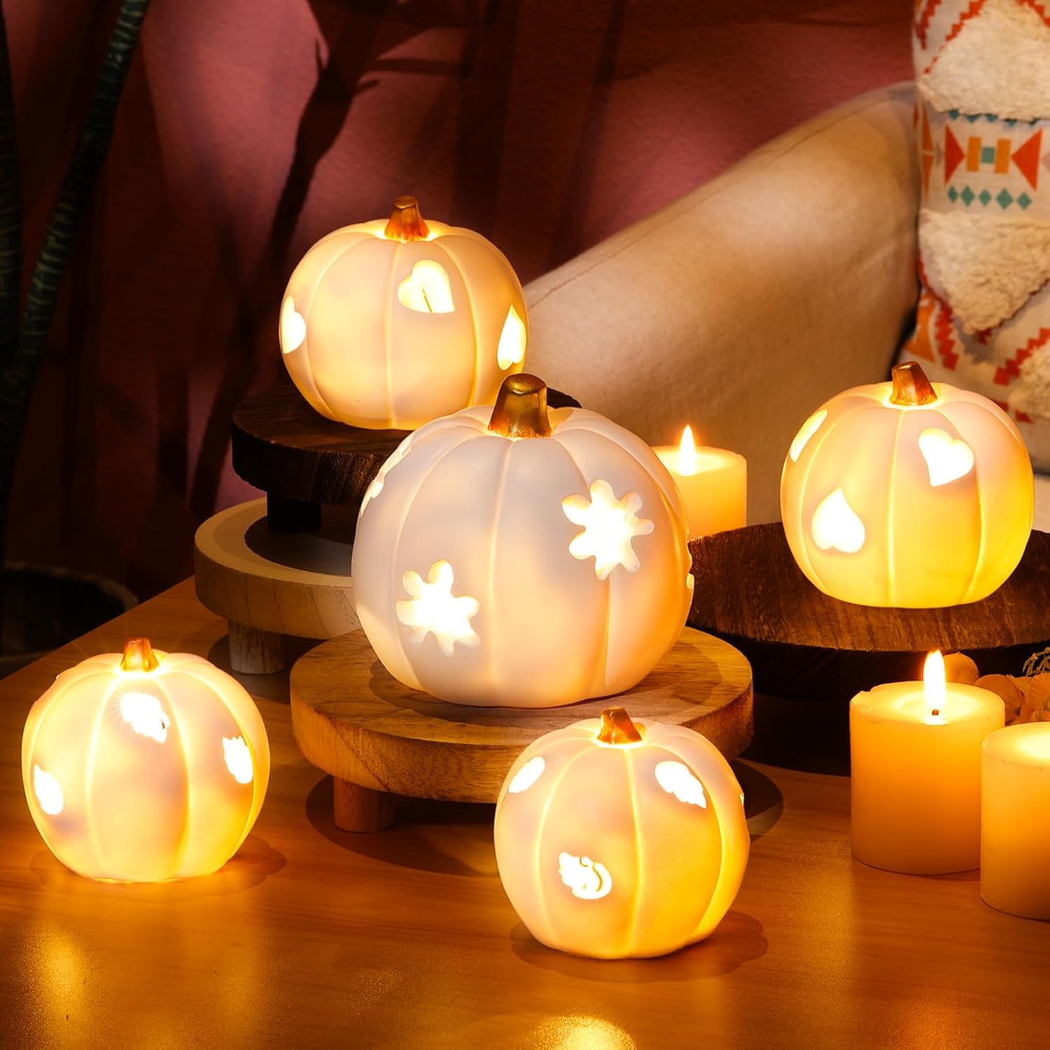 Geelin 5 Pack Thanksgiving Lighted Pumpkin Decor Various Size Hollow Lighted Pumpkin Lantern Battery Operated Resin Fall Harvest Table Centerpiece for Thanksgiving Autumn Home Decorations(White)