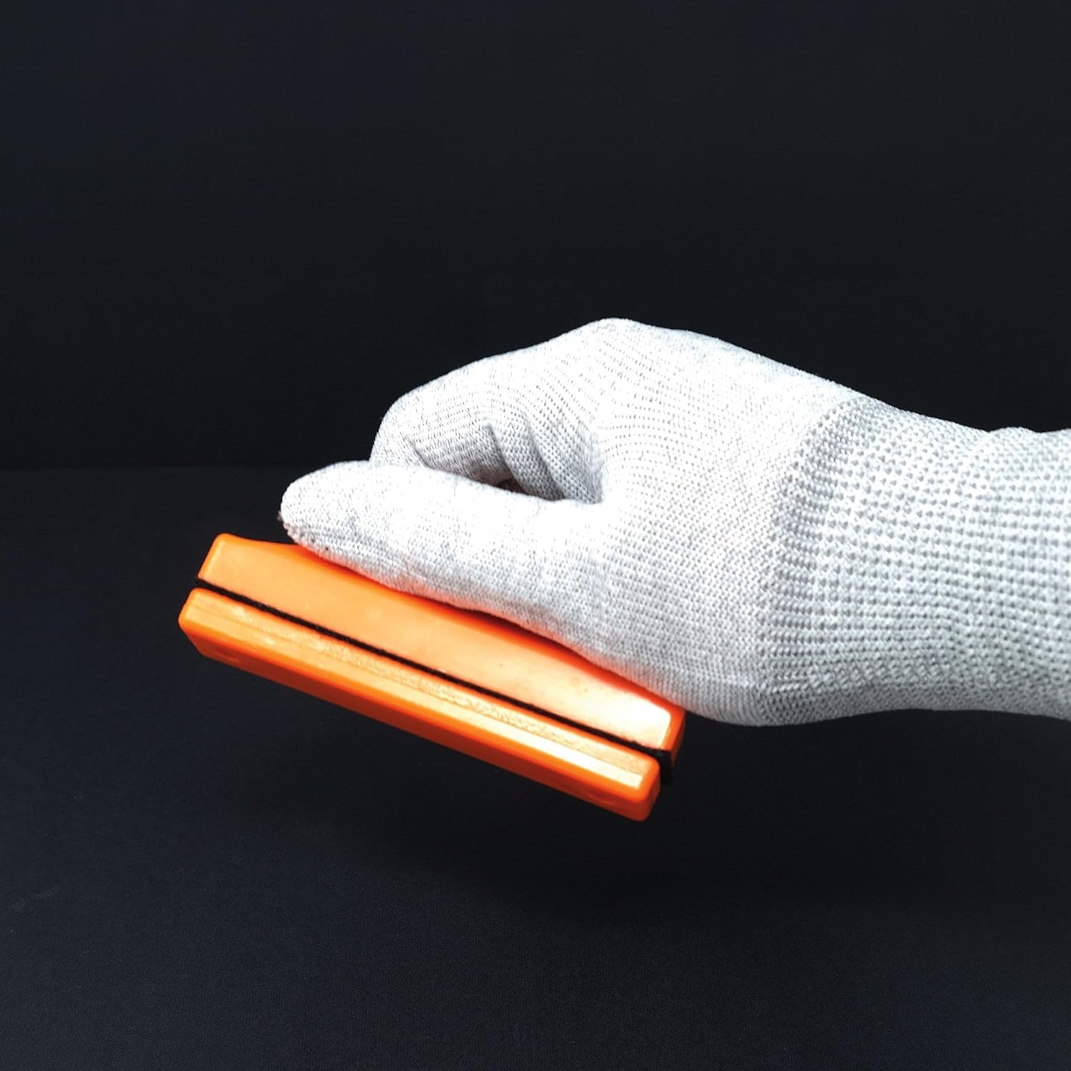 MagWrap Magnetic Gripper Holder | Hold Car Wrapping Film and Vinyl in Place | Professional Marking Aid Tool, Holding Material in The Correct Position