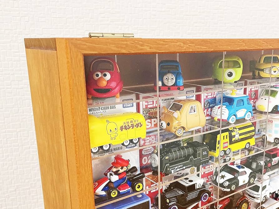 トミカなど　約200台　棚付き トミカなど 約200台 棚付き トミカなど 約200台 棚付き