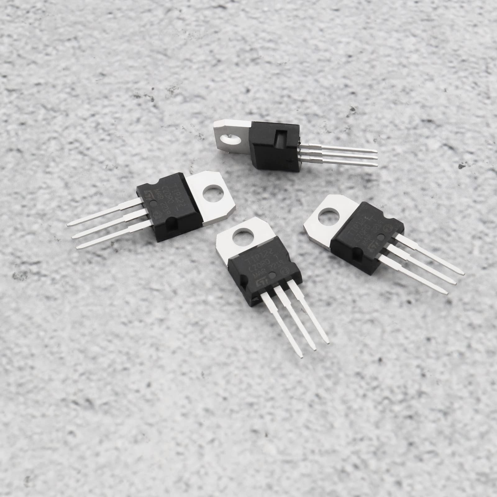 OTOTEC 30 transistores de potencia TIP122 NPN, transistores de potencia epitaxial, triodo de 5 A, transistores Darlington de 100 V, accesorios electrónicos