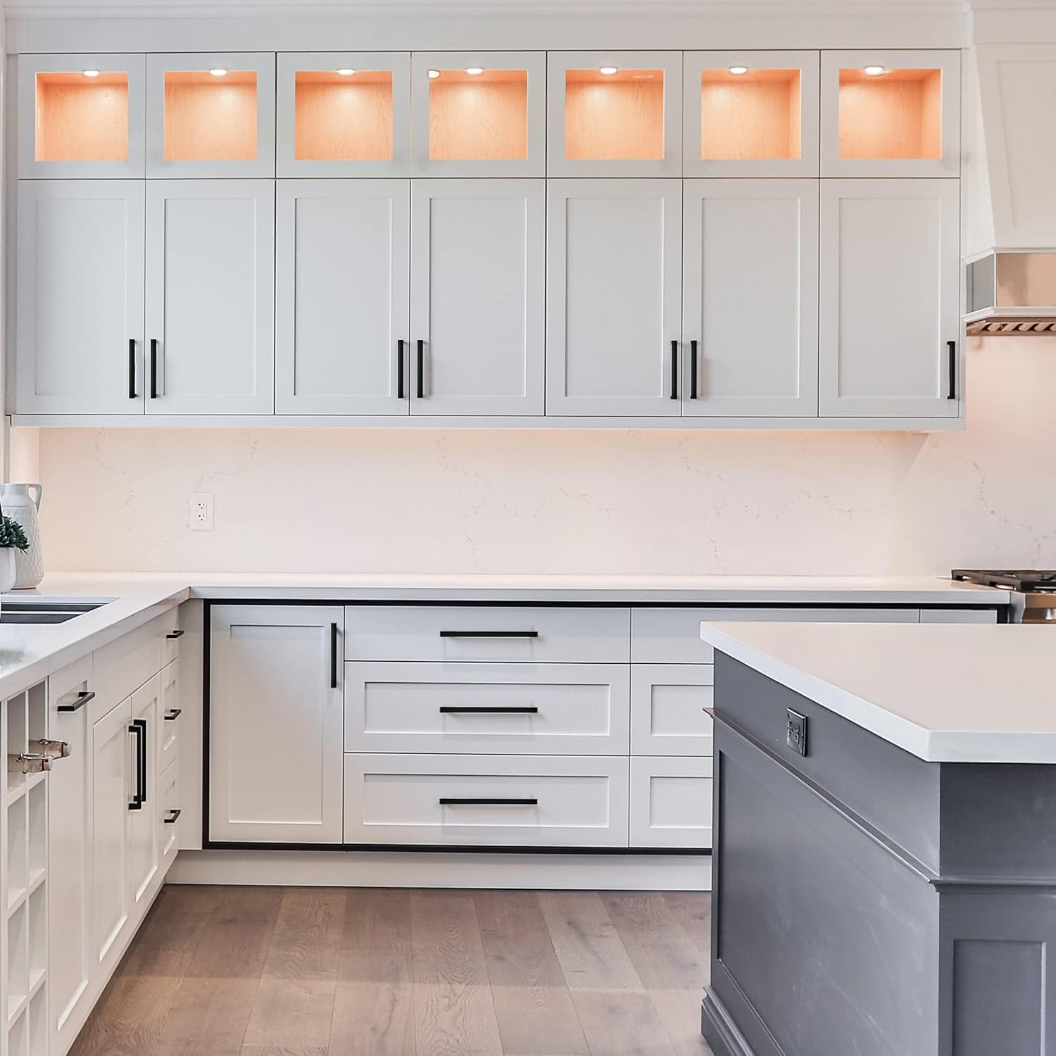 Ravinte 20 Pack 7-1/2 Inch Kitchen Square Cabinet Handles Matte Black Pulls Black Drawer Pulls Kitchen Cabinet Hardware for Cupboard Drawer Handles