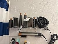 Review Image by Mileissa Hernández