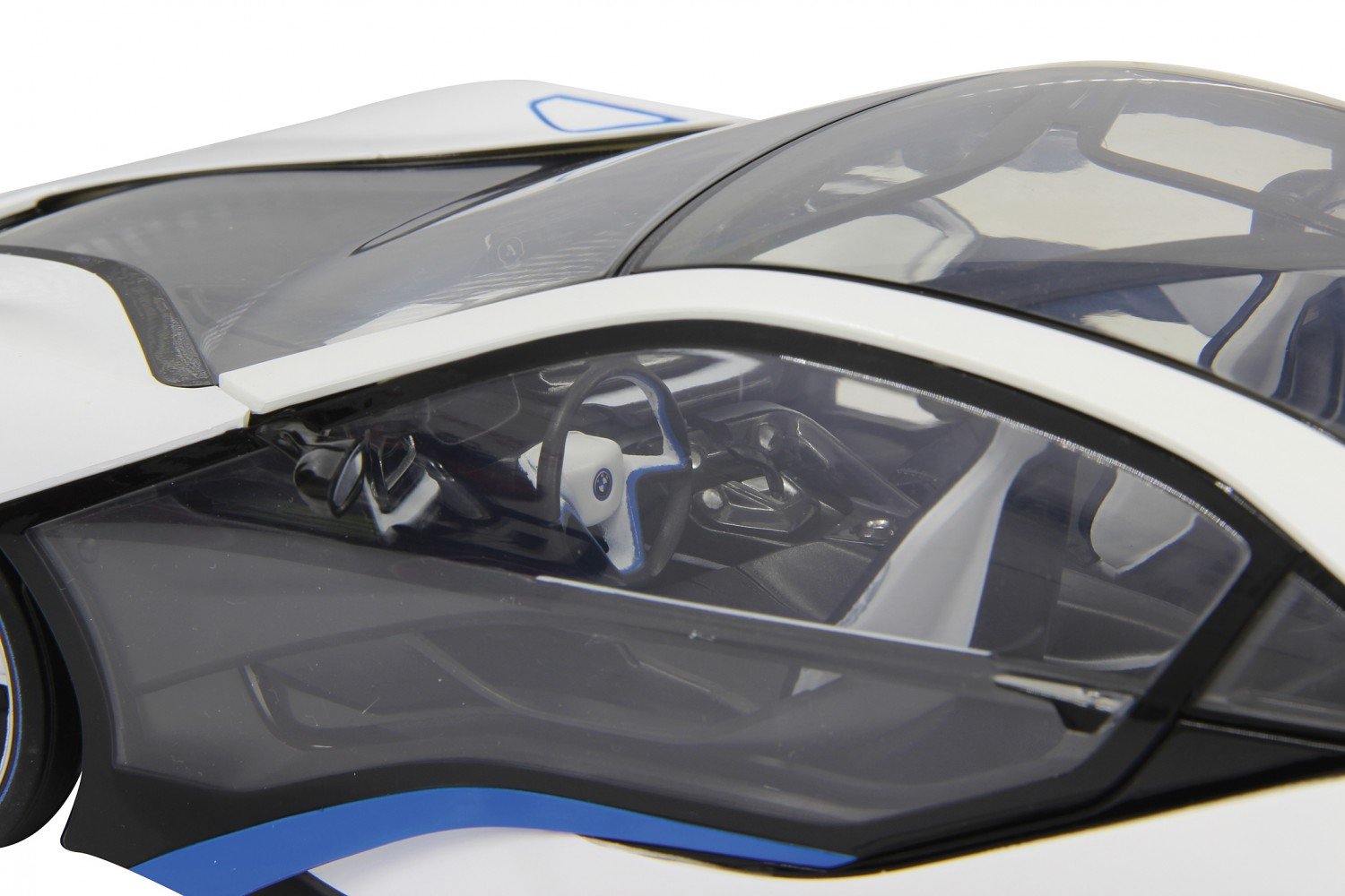 Jamara 404490 Auto BMW I8 1:14 40 MHz-oficjalnie licencjonowany, 1 godzina czas jazdy, ok. 11 km/h, perfekcyjnie odwzorowane szczegóły, szczegółowe wnętrze, światło LED, białe