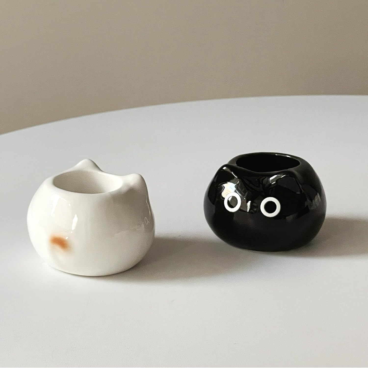 Electric Toothbrush Holder with Toothpaste Dispenser, Cute Cat Design Ceramic Bathroom Organizer, Non-Slip Base & Vanity Storage (White, Dual-Hole Slot)