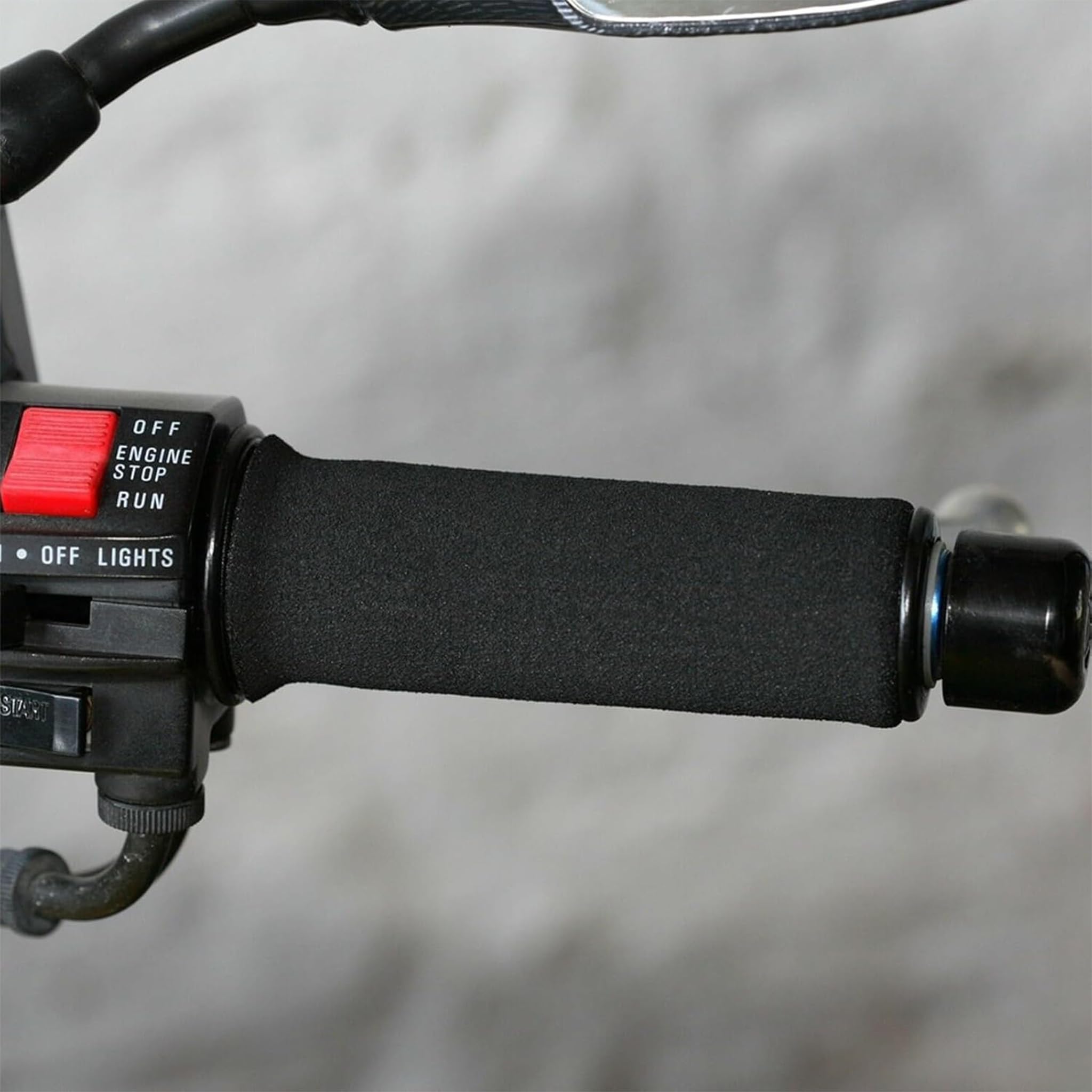 MOLIMOLI Set di 4 Copri Manopole Manubrio Moto Universali in Spugna, Copri Manopole Moto, Coprimanopole MTB Spugna, Bici, Antiscivolo e Assorbimento delle Vibrazioni