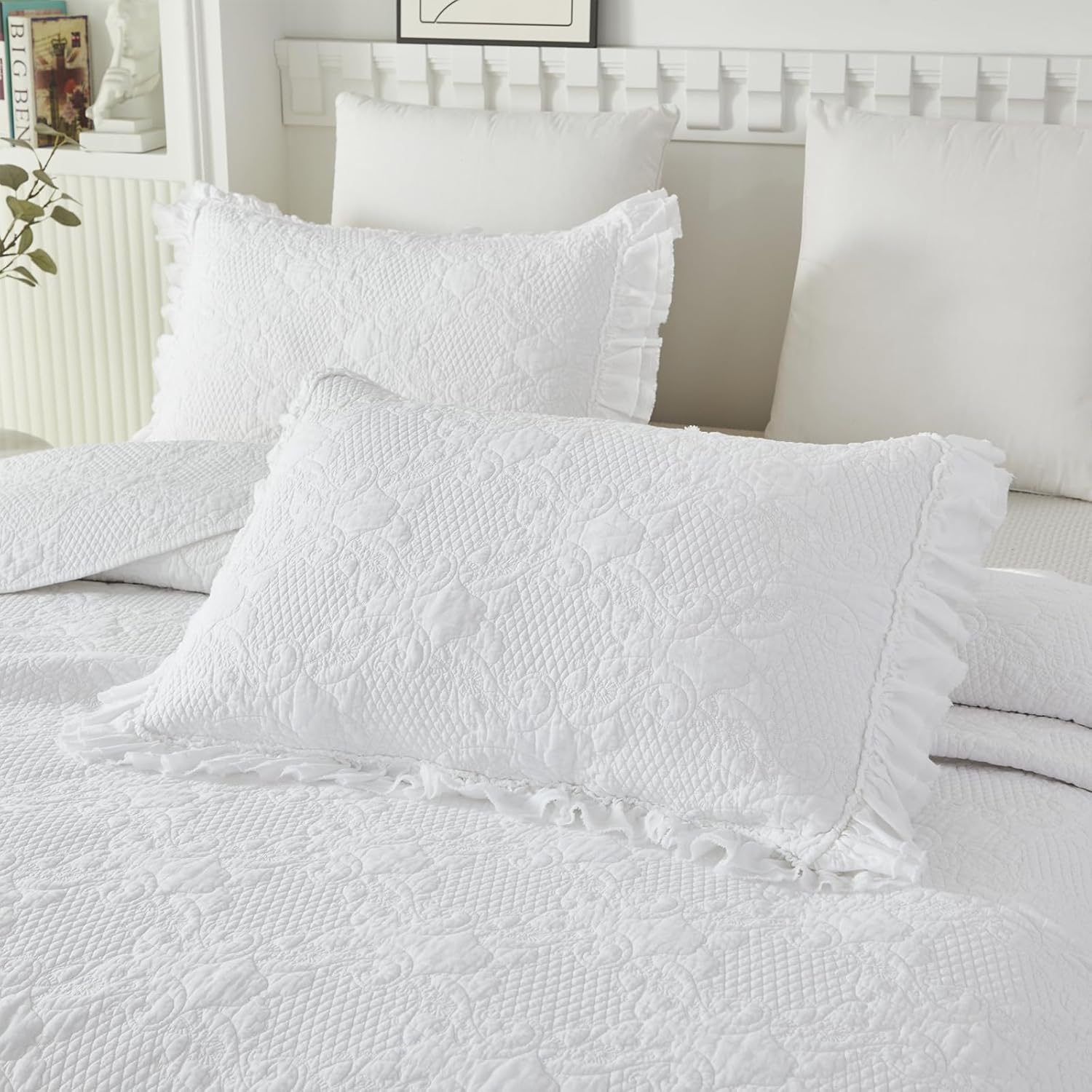 Brandream White Quilt Set King Size Cotton Farmhouse Paisley Matelasse Coverlet Set Ruffle Bedspread