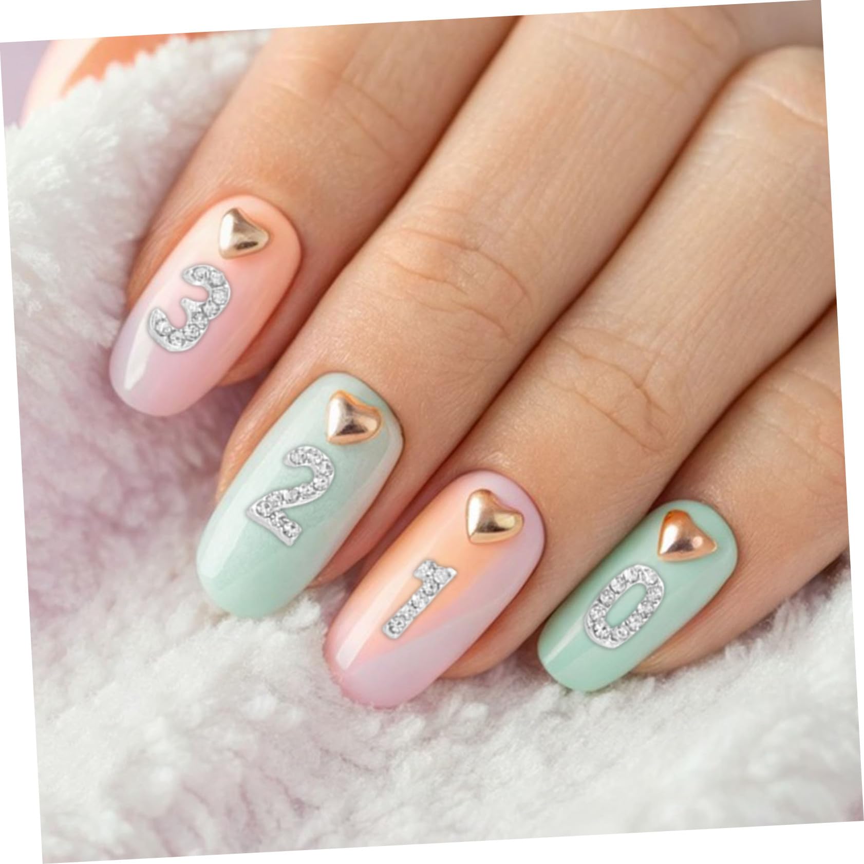VALICLUD 100pezzi Ciondoli Numerici per Unghie Strass Dorso Piatto Decorazioni per Nail Art Gemme per Unghie Scintillanti Accessori in Ferro per Look Sofisticato e Festivo