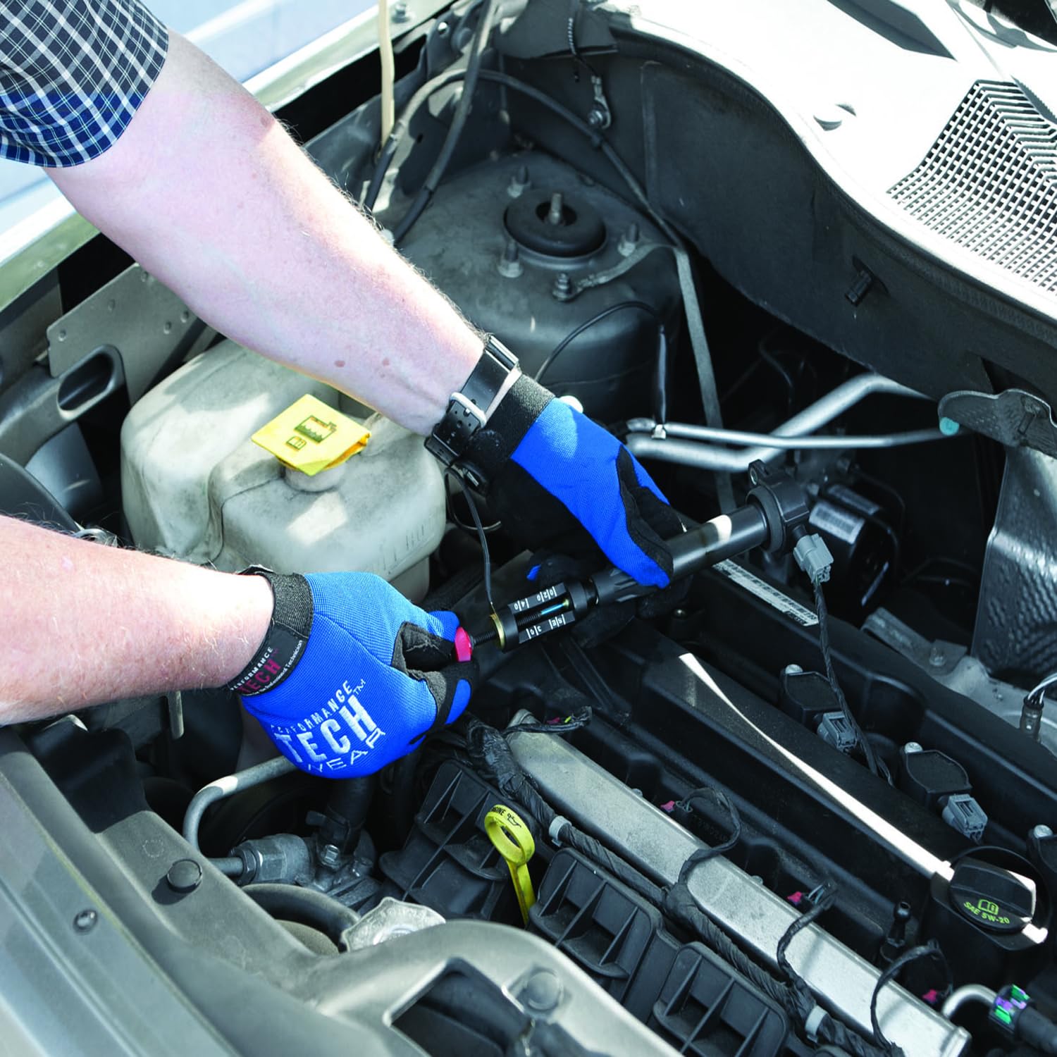 iLulala Spark Plug Tester, Adjustable Car Ignition Coil Pack System on Plug Spark Circuit Automotive Diagnostic Tester Tool.