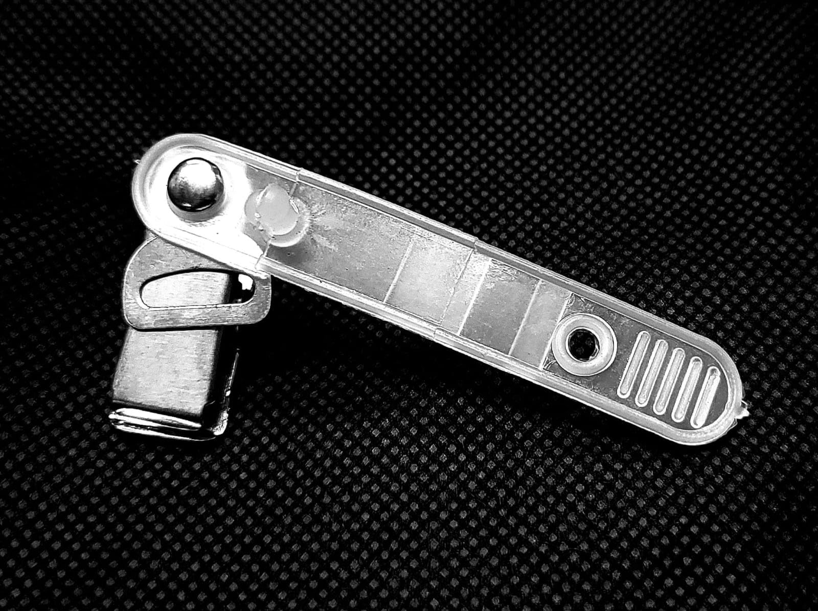 14 MM Crocodile Badge (CHIMTI) Clip for ID Card with Plastic Strip & Stainless Steel Grip Clip (50)