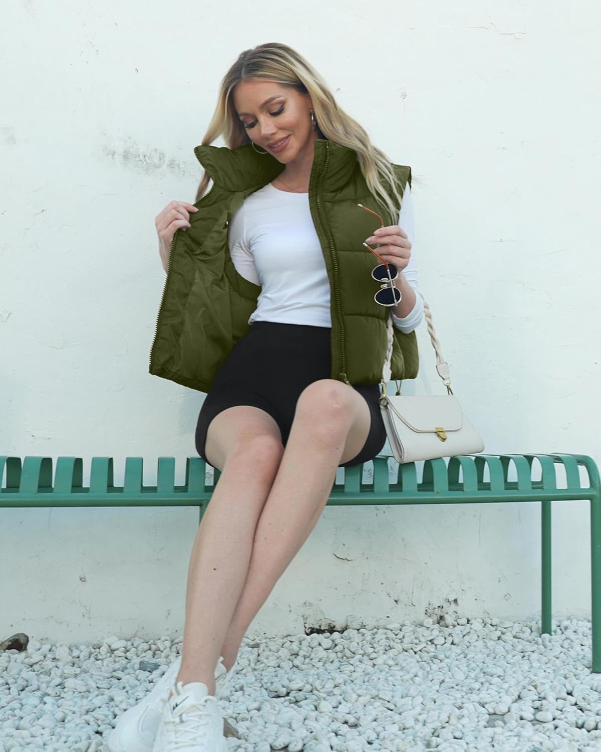 Women's Puffer Vest Lightweight Sleeveless Winter Outerwear Full Zipper Warm Padded Gilet Jacket Coat with Pockets - Image 5