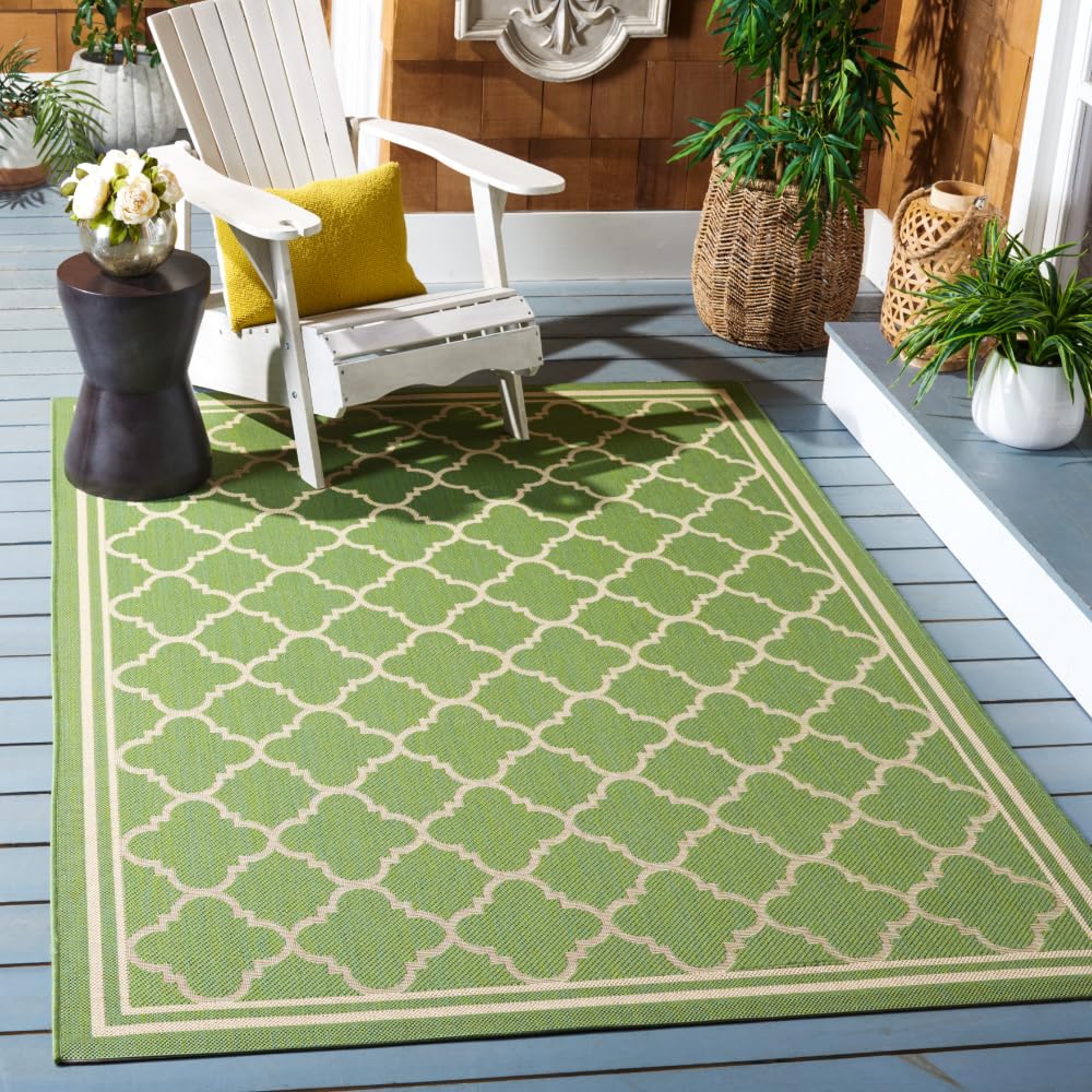 SAFAVIEH Tapis géométrique pour Salon, Salle à manger, Chambre à coucher - Courtyard Collection, Tapis à poil court, Vert et beige, 122 X 170 cm