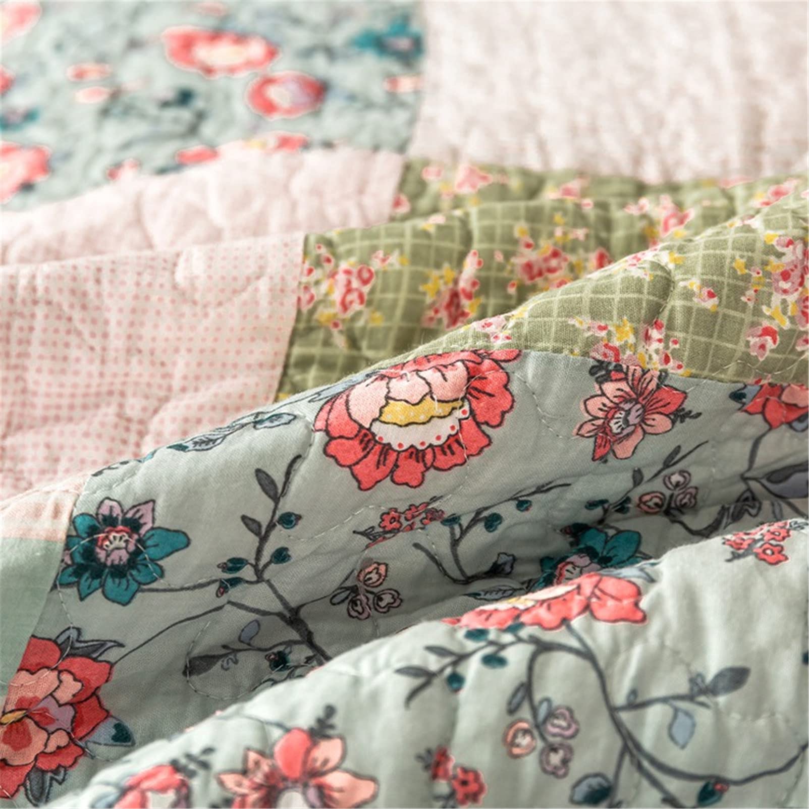 WANWEN Couvre-Lit Patchwork Rose King Size 3 Pièces Coton Couvre-Lits Matelassé Imprimé Floral Rose Chic Rétro 230x250cm avec 2 Taies d'oreiller WANWEN Couvre-Lit Patchwork Rose King Size 3 Pièces Coton Couvre-Lits Matelassé Imprimé Floral Rose Chic Rétro 230x250cm avec 2 Taies d'oreiller