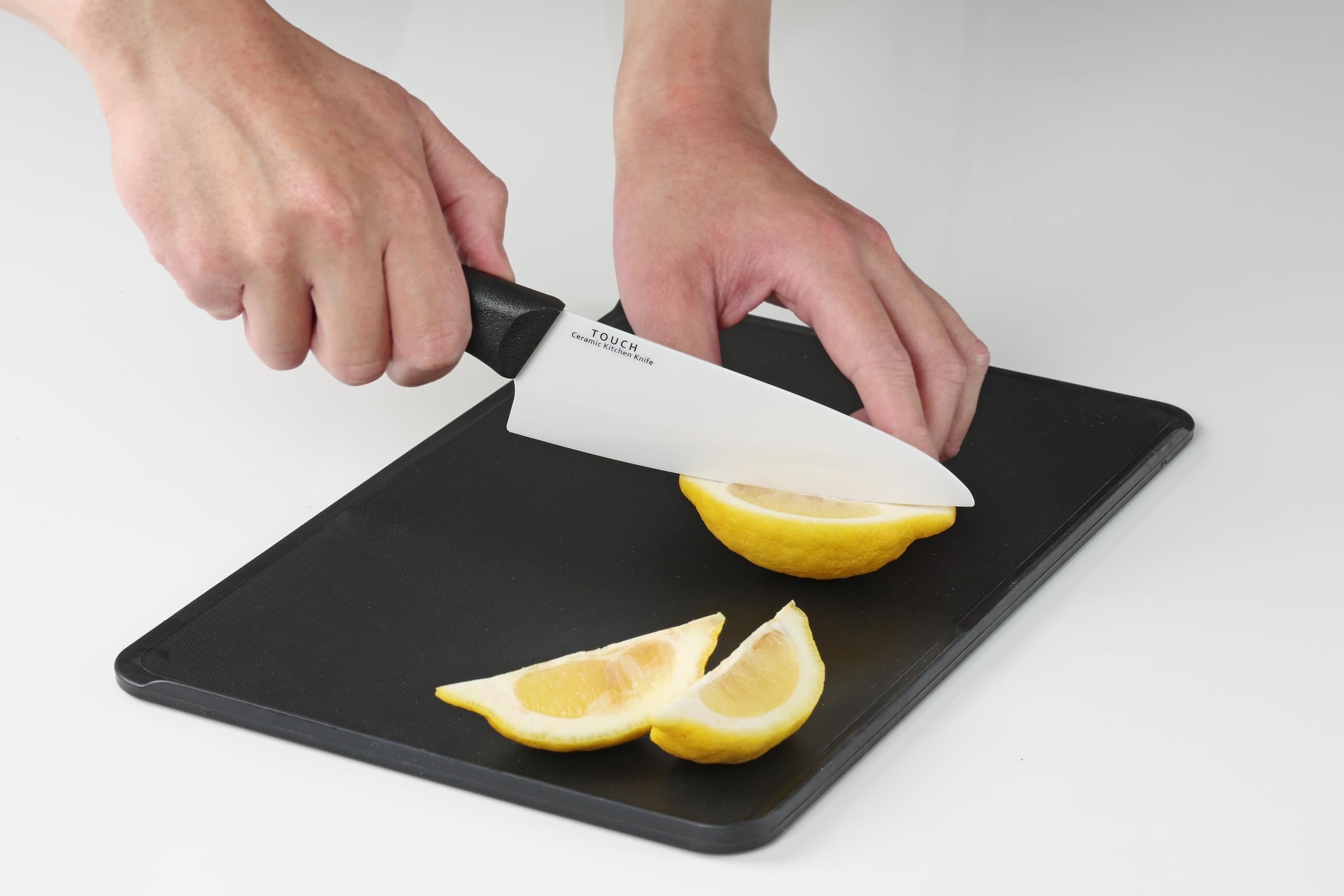 Amazon｜パール金属 セラミック 包丁 140mm キッチンナイフ サビない