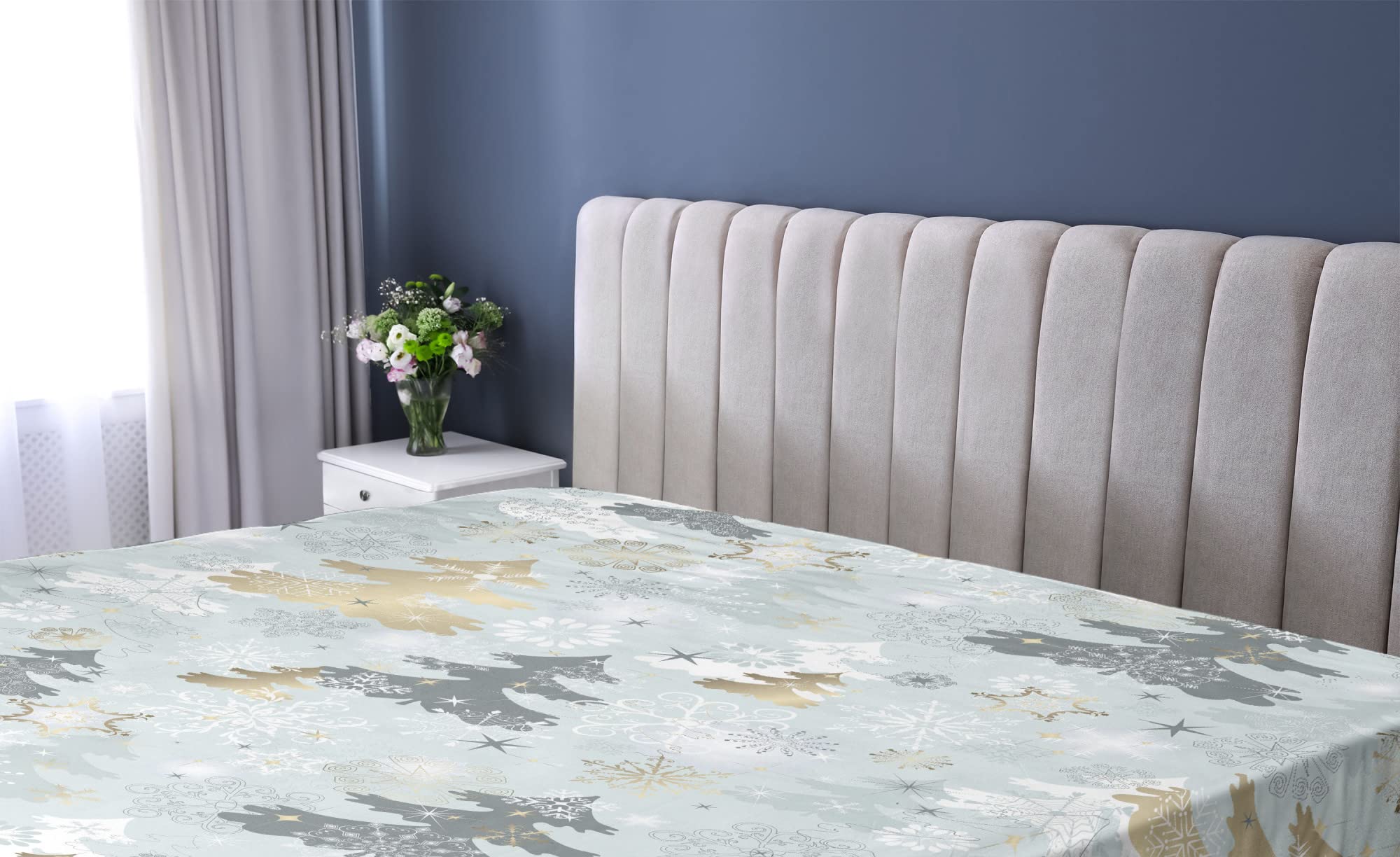 Ambesonne Christmas Fitted Sheet, Retro Style Pine Over Snowflake Background in Pastel Tones Print, Bed Cover with All-Round Elastic Deep Pocket for Comfort, King Size, Green Yellow