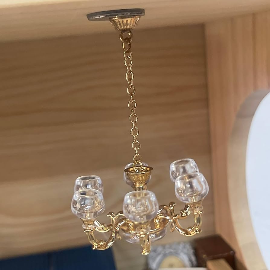Amazon | シャンデリアのおもちゃ像モデルリアルなヴィンテージ