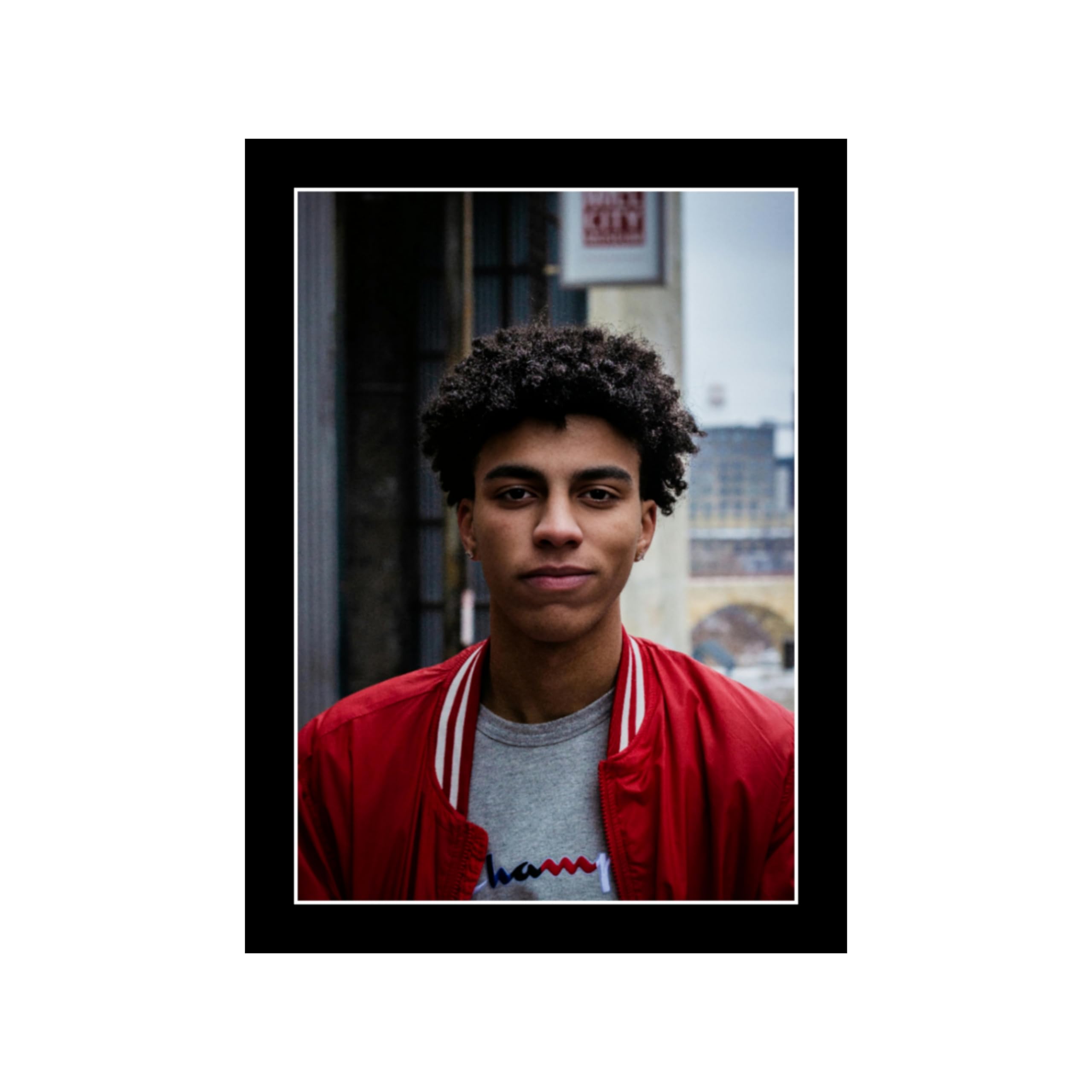 PERSONALIZED WORLD Personalized Customized Collage Group Photo Frame with Photo, Size -13 x 9.5 Inches