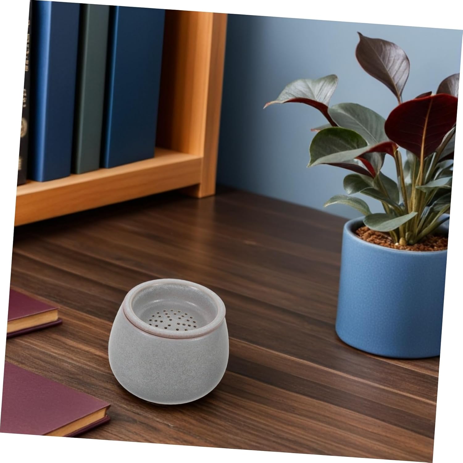 Vintage Ceramic Tea Strainer Bowl with Lid Waste Collection for Gongfu Tea Ceremony Heat Resistant Design for Extended Sessions