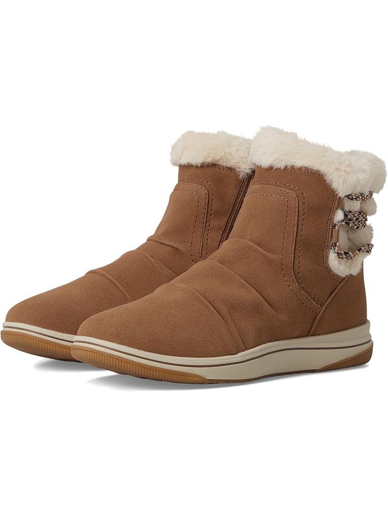 Brown Clarks Breeze Cozy