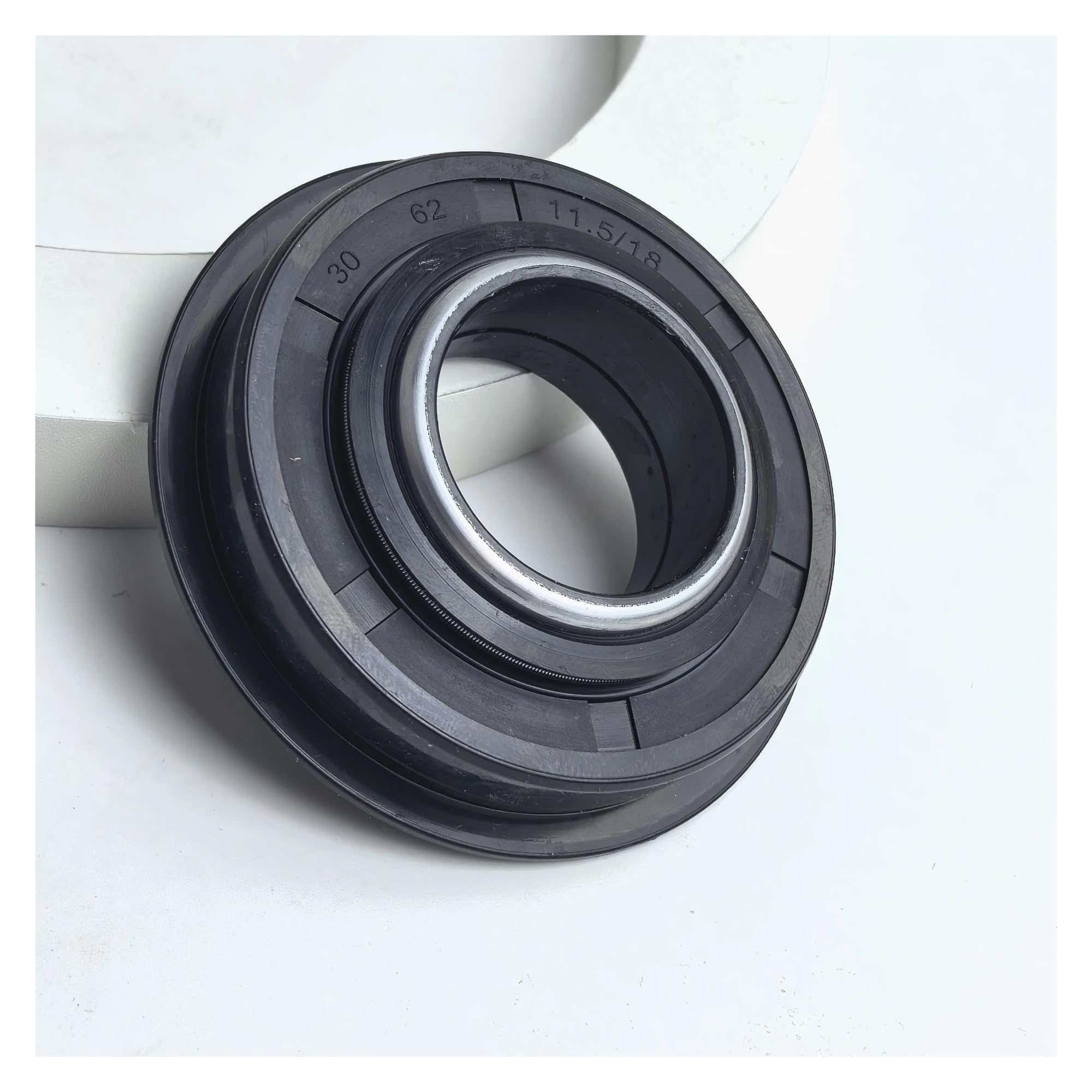 Ezagbpjk 30X62x11.5-18Aq1759e Id:25-92Mm Bq3164e Nbr 45 * 75 * 14/16 Tractor Shaft Oil Seal 30 * 52 * 12 Agricultural Machinery Sealed Excavator Accessories(30X62x11.5-18Aq1759e)