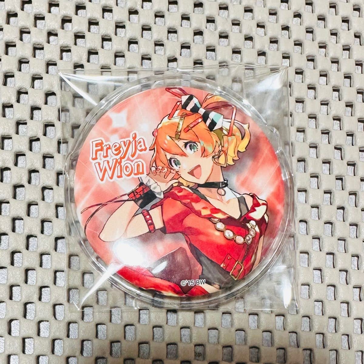 Amazon | マクロス クロスオーバーライブ ガチャ フレイア 缶バッジ