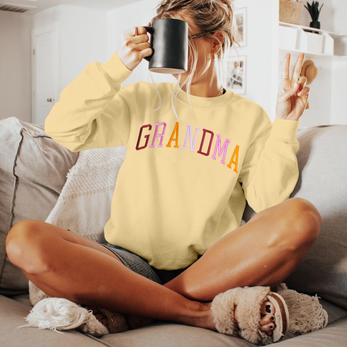 YI XIANG RAN Grandma Sweatshirt for Women - Embroidered Long Sleeve Pullover Top, Oversized - Image 3
