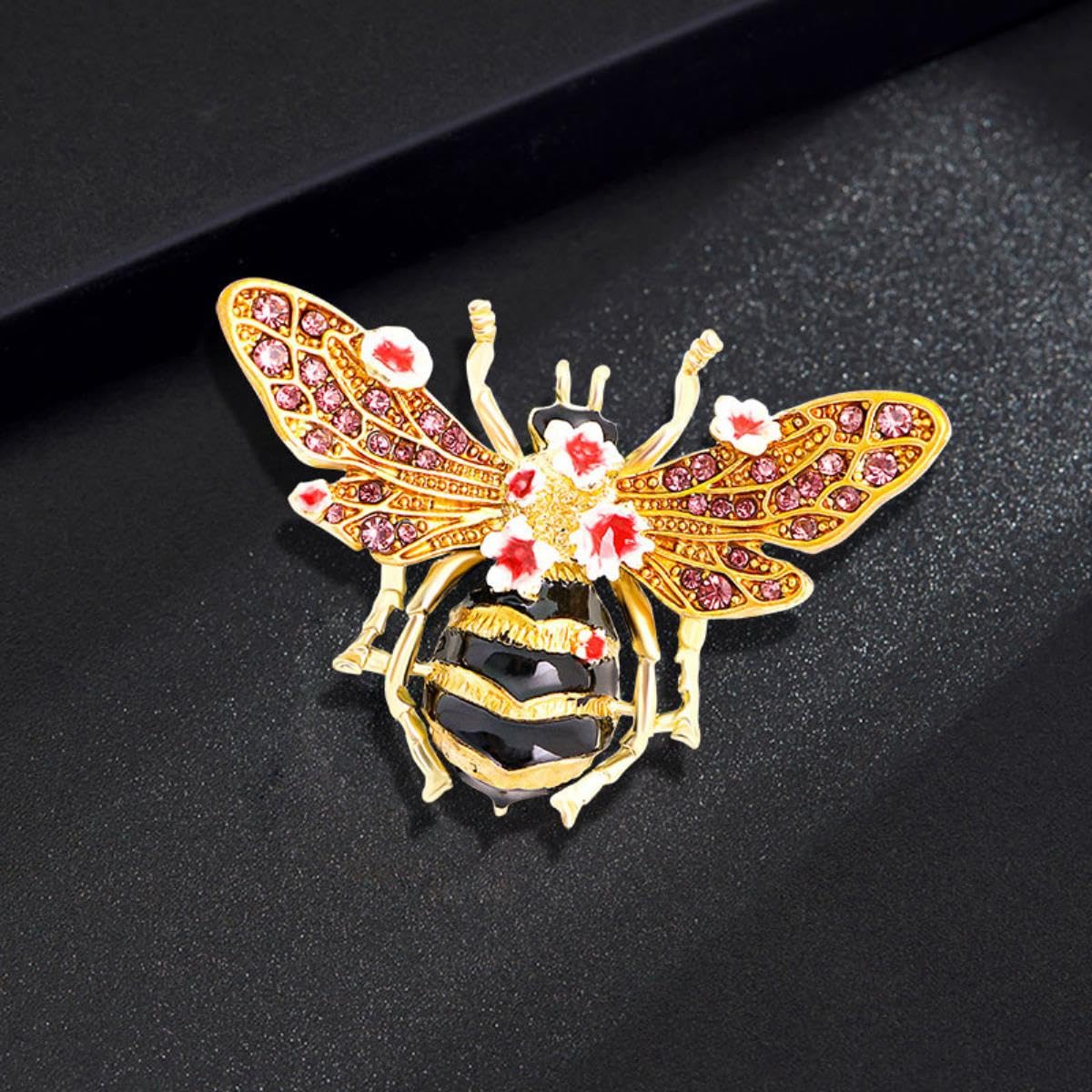 BELUCKIN Daisy Flower & Honey Bee Brooch Pin – Enamel Crystal Jewelry For Women, Gift Box Included