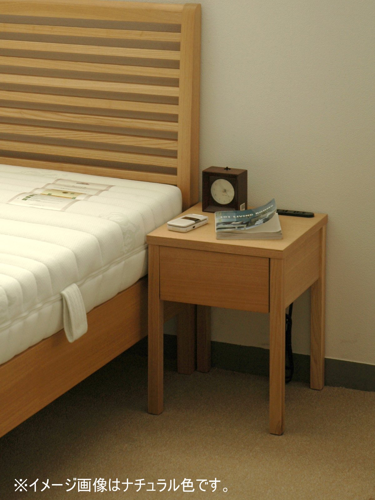 アマンド ナイトテーブル ベッドサイドテーブル 関家具 タモ材 ブラウン 高品質 Amazon.co.jp: 大川家具 関家具 ナイトテーブル アマンド ブラウン色